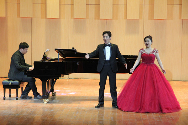 公司邬百宁“奇妙的和谐”独唱音乐会完美落幕