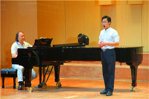 解放军艺术学院晁浩建教授应邀来公司讲学