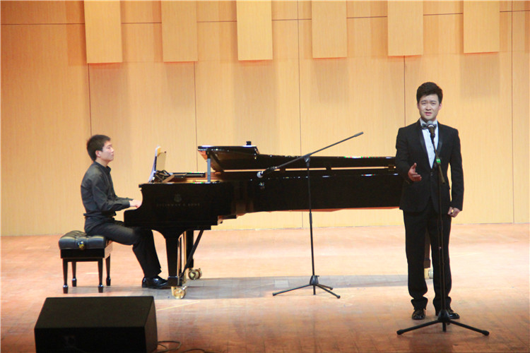  中国音乐学院应邀来公司交流演出